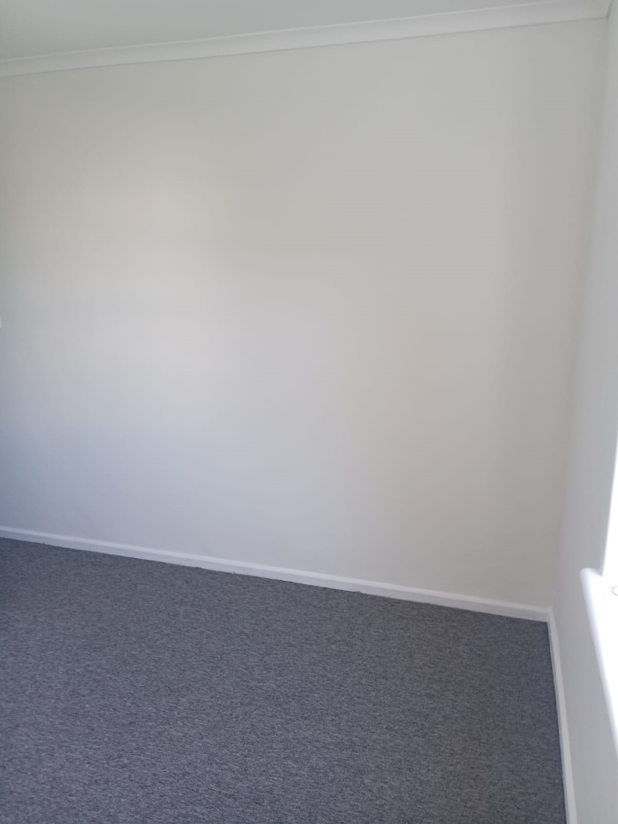 To Let 2 Bedroom Property for Rent in Dobson Western Cape
